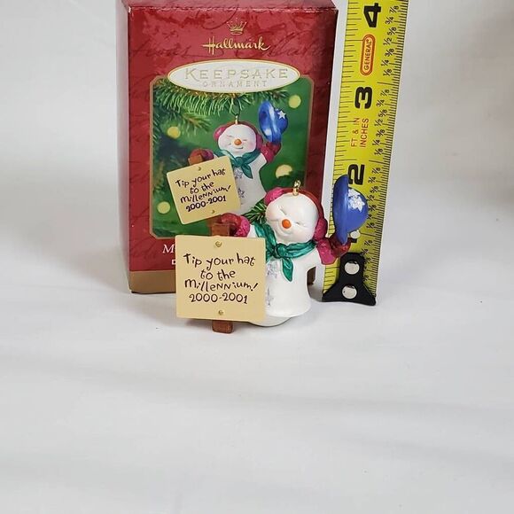 2000 Hallmark Keepsake Ornament “Tip Your Hat to the Millennium” Snowman w/ Box - Picture 2 of 6